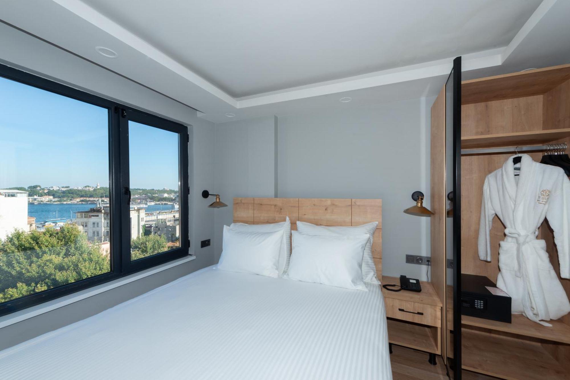 Art Karakoey Aparthotel Istanbul Exteriör bild